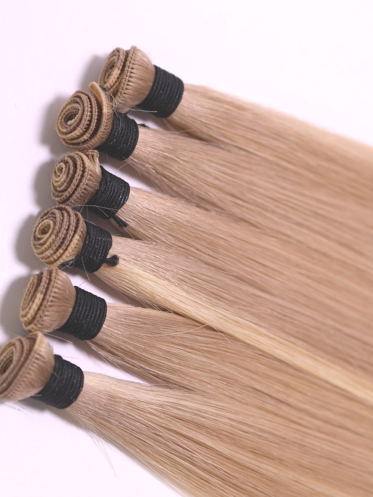 P14/22 Hand Tied Weft