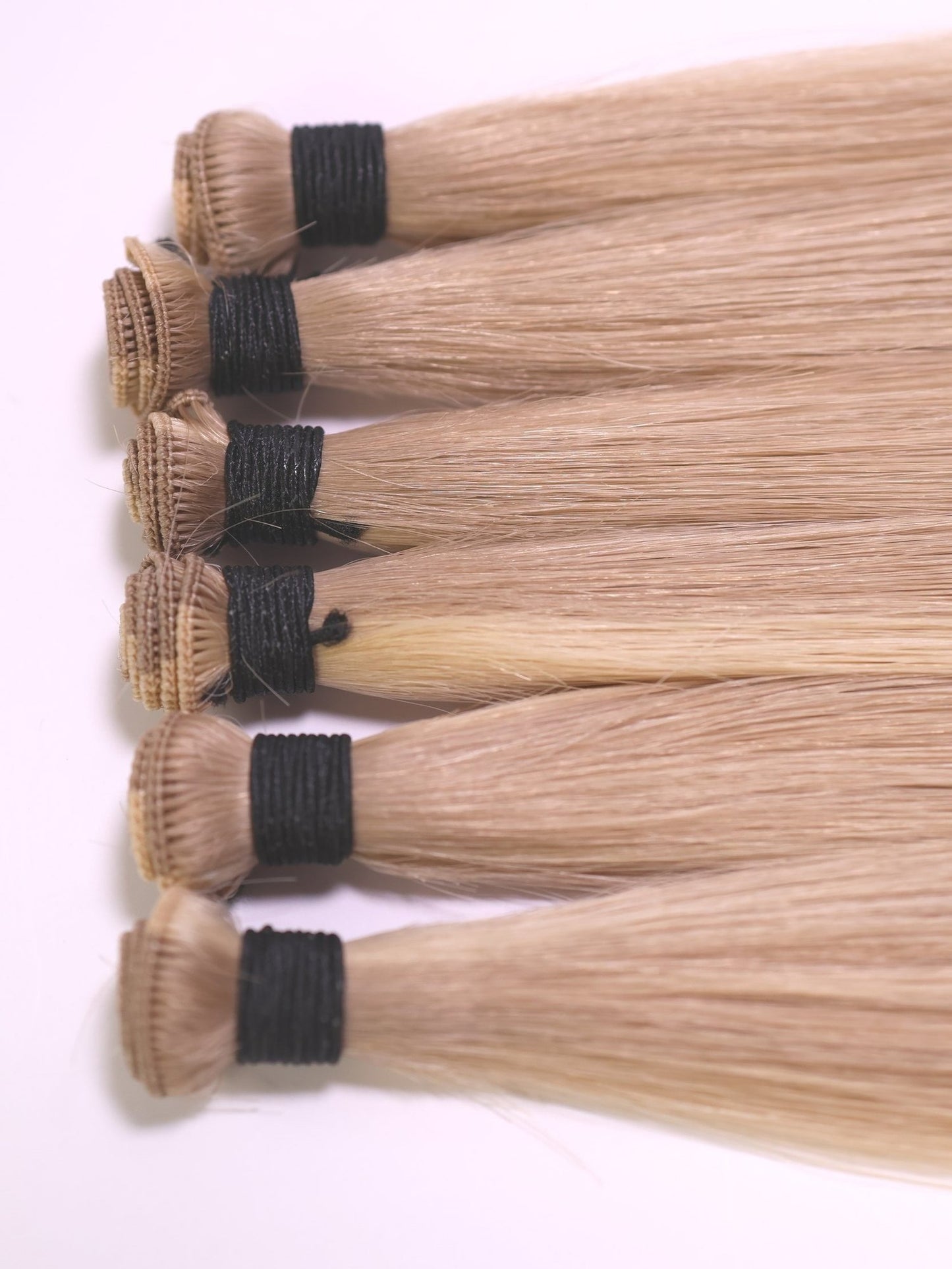 P14/22 Hand Tied Weft