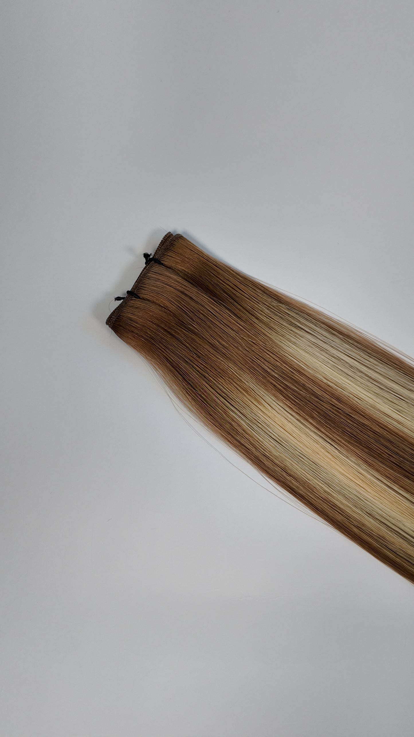 R8-8/22 Hand Tied Weft